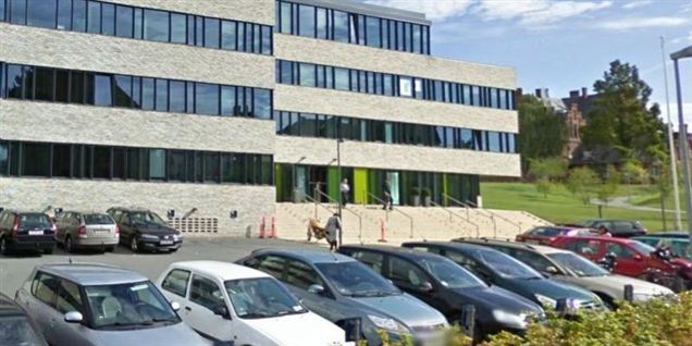 Politimand skød sig selv på stationen