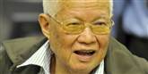 <span style='font-family: Arial; font-size: 15px; color: White;'>Den tidligere statsminister Khieu Samphan var lutter grin i retten.</span> <span style='font-family: Arial; font-weight: normal; font-size: 15px; color: #999999;'>Foto: Mark Peters / POLFOTO</span>