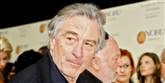 <span style='font-family: Arial; font-size: 15px; color: White;'>Robert De Niro ofrede sig for sin berømte rolle som bokser i filmen Raging Bull. I starten af filmen er han tynd og veltrænet, men som hans karakter bliver ændre, tog De Niro 30 kilo på.</span> <span style='font-family: Arial; font-weight: normal; font-size: 15px; color: #999999;'>Foto: Scanpic Denmark, Ferenc Isza</span>