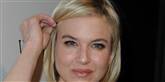 <span style='font-family: Arial; font-size: 15px; color: White;'>Folk troede ikke deres egne øjne, da de så Hollywood-stjernen Rene Zellweger i rollen i Bridget Jones Dagbog. Den smukke blondine kom ved hjælp af pizza og burgere op på dobbelt tøjstørrelse til rollen.</span> <span style='font-family: Arial; font-weight: normal; font-size: 15px; color: #999999;'>Foto: Scanpix, AFP, Jason Merritt</span>