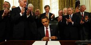 Barack Obama underskrev 22. januar 2009 lukningen af Guantanamo-lejren, men der sidder stadig fanger.