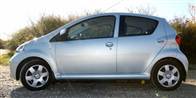 Toyota Aygo var den mest solgte i 2010. Kil dig videre og se hvilken bil, der har overtaget førstepladsen.