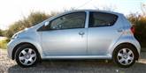 <span style='font-family: Arial; font-size: 15px; color: White;'>Toyota Aygo kører ind på andenpladsen på listen over de mest solgte nye biler i 2011. 4653 danskere valgte denne model i 2011.</span> <span style='font-family: Arial; font-weight: normal; font-size: 15px; color: #999999;'>Foto: YVES LOGGHE/AP / POLFOTO</span>