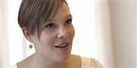 Lige nu er sundhedsministeren på barsel, men hendes nyfødte skal ikke regne med godnathistorier fra Bibelen. Astrid Krag (SF) har i alt fald meldt sig ud af folkekirken.