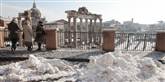 <span style='font-family: Arial; font-size: 15px; color: White;'>Forum Romanum i Roms centrum er ligeledes dækket af sne.</span> <span style='font-family: Arial; font-weight: normal; font-size: 15px; color: #999999;'>Foto: . / POLFOTO</span>
