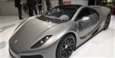 <span style='font-family: Arial; font-size: 15px; color: White;'>Der er biler fra hele verden på showet. Her er en model til typer med hang det hurtige og super sporty - GTA Motor Spano.</span> <span style='font-family: Arial; font-weight: normal; font-size: 15px; color: #999999;'>Foto: AP / POLFOTO</span>