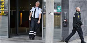På jobcenteret i Helsingør blev to ansatte angrebet af en mand med økse i torsdags.