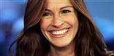 <span style='font-family: Arial; font-size: 15px; color: White;'>Julia Roberts svarede dog prompte igen. Hun skruede overkroppen ned i en wonderbra og slog i bordet i Erin Brockovich og vupti! Hun var atter den smukkeste i verden.</span> <span style='font-family: Arial; font-weight: normal; font-size: 15px; color: #999999;'>Foto: AP/Richard Drew / POLFOTO</span>