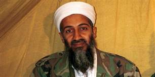 Osama bin Laden drev i ti år gæk med amerikanerne efter terrorangrebet på World Trade Center den 11. september i 2001. Det var angiveligt flere gange tæt på, at amerikanske soldater fandt bin Laden, men han formåede at gemme sig i Bora Bora og i den lovløse del af Pakistan.