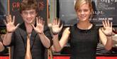 <span style='font-family: Arial; font-size: 15px; color: White;'>Fra barnestjerne til stilsikker. Emma Watson, også kendt som Harry Potters bedste veninde, Hermione Granger, er nummer to på listen. På billedet står hun med Daniel Radcliffe, der spiller Harry Potter.</span> <span style='font-family: Arial; font-weight: normal; font-size: 15px; color: #999999;'>Foto: Colourbox</span>