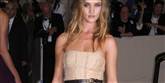<span style='font-family: Arial; font-size: 15px; color: White;'>Victoria Secret baben, Rosie Huntington-Whiteley, ligger nummer 17. Hun er en engelsk model og skuespiller, bedst kendt for sit arbejde for lingeri forhandler Victorias Secret og Burberry.</span> <span style='font-family: Arial; font-weight: normal; font-size: 15px; color: #999999;'>Foto: Colourbox</span>