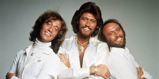Forbandelse over Bee Gees? Se Gibbs vilde liv