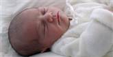 <span style='font-family: Arial; font-size: 15px; color: White;'>Prinsesse Estelle blev født den 23. februar 2012 i Solna, Sverige. Her vejede hun 3280 gram og var 51 cm lang.</span> <span style='font-family: Arial; font-weight: normal; font-size: 15px; color: #999999;'>Foto: (AP Photo/Royal Household)</span>