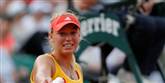 <span style='font-family: Arial; font-size: 15px; color: White;'>Wozniacki tabte weekendens kamp 1-6, 7-6, 3-6 og havde undervejs flere diskussioner med dommeren.</span> <span style='font-family: Arial; font-weight: normal; font-size: 15px; color: #999999;'>Foto: Bernat Armangue / POLFOTO</span>