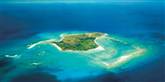 <span style='font-family: Arial; font-size: 15px; color: White;'>Alle og enhver kan holde ferie på et hotel. Hvorfor ikke booke din helt egen ø? Necker Island, som ligger i det Caribiske Hav, kan lejes for slatne 250.000 kroner per nat. Så må man til gengæld også tage 27 venner med.</span>