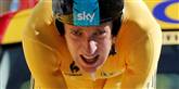 <span style='font-family: Arial; font-size: 15px; color: White;'>Bradley Wiggins fra Storbritannien kører mod mållinjen i den gule førertrøje.</span> <span style='font-family: Arial; font-weight: normal; font-size: 15px; color: #999999;'>Foto: AP / Laurent Rebours / POLFOTO</span>
