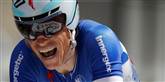 <span style='font-family: Arial; font-size: 15px; color: White;'>Sylvain Chavanel fra Frankrig kæmpede sig i mål og blev nummer fem på mandagens etape i Tour de France.</span> <span style='font-family: Arial; font-weight: normal; font-size: 15px; color: #999999;'>Foto: AP / Laurent Rebours / POLFOTO</span>