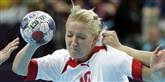 <span style='font-family: Arial; font-size: 15px; color: White;'>Christina Krogshede forsøgte flere gange at bryde igennem det spanske forsvar, da Danmark onsdag aften mødte holdet i den olympiske kvindehåndboldturnering.</span> <span style='font-family: Arial; font-weight: normal; font-size: 15px; color: #999999;'>Foto: Matthias Schrader / POLFOTO</span>
