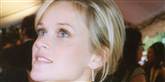 <span style='font-family: Arial; font-size: 15px; color: White;'>Også Reese Witherspoon optrådte uden noget tøj på i 'Twilight' fra 1998.</span> <span style='font-family: Arial; font-weight: normal; font-size: 15px; color: #999999;'>Foto: Tony Shek/Creative Commons Attribution 2.0/Wikimedia Commons</span>