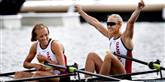 <span style='font-family: Arial; font-size: 15px; color: White;'>Den kvindelige danske letvægtsdobbeltsculler med Juliane Elander og Anne Lolk fik ikke medalje ved OL, da båden blev nummer fire i finalen.</span> <span style='font-family: Arial; font-weight: normal; font-size: 15px; color: #999999;'>Foto: Jens Dresling / POLFOTO</span>