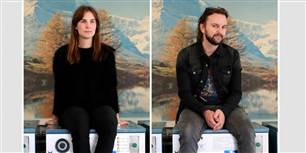 Billederne her har parret selv taget på et vaskeri i deres nabolag. De kan ses på Michella Laura Madsens blog, hvor hun dokumenterer sin egen og musikerkærestens hverdag.