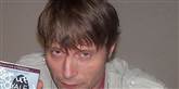 <span style='font-family: Arial; font-size: 15px; color: White;'>Billederne var fra en film, hvor Mads Mikkelsen spillede pornostjerne - men altså ikke var skuespiller i en rigtig pornofilm. Se og Hør slap denne gang med 75.000 kroner for krænkelse af ophavsretten, mens Mads Mikkelsen måtte se langt efter sin personlige erstatning på en halv million kroner.</span> <span style='font-family: Arial; font-weight: normal; font-size: 15px; color: #999999;'>Foto: anthony040, Gnu Free Documentation License, Wikimedia Creative Commons</span>