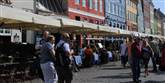 <span style='font-family: Arial; font-size: 15px; color: White;'>Barock ligger dør om dør med den berømte Hong Kong Bar i Nyhavn. "Det sker tit, at de fulde bargæster vælter ind til brunch hos os, når de er på vej hjem fra byen om formiddagen," siger Rie Møller Pedersen</span> <span style='font-family: Arial; font-weight: normal; font-size: 15px; color: #999999;'>Foto: Sisken Laugesen</span>