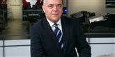 <span style='font-family: Arial; font-size: 15px; color: White;'>Den tidligere mr. News siger selv, at han er på tv-nedtrapning. - Jeg ser mindre nyheder nu, end jeg har gjort tidligere. Nu ser jeg mere fodbold, fortæller han til Billed Bladet. Dorph er i denne sæson vært på Viasats Champions League-programmer.</span> <span style='font-family: Arial; font-weight: normal; font-size: 15px; color: #999999;'>Foto: Heidi Lundsgaard/TV 2</span>