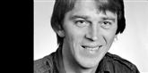 <span style='font-family: Arial; font-size: 15px; color: White;'>Den tidligere folkeskolelærer fra Sønder Bjert har været medlem af SF siden 1982. Her ses han i Kolding Byråd, hvor han sad, indtil han blev Folketingspolitiker i 1994.</span> <span style='font-family: Arial; font-weight: normal; font-size: 15px; color: #999999;'>Foto: Fotografen Kolding/Polfoto / POLFOTO</span>