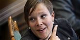 <span style='font-family: Arial; font-size: 15px; color: White;'>Den 29-årige sundhedsminister Astrid Krag er et hot bud på en mulig arvtager. Hun har endnu ikke rigtig markeret sig som minister, men er næstformand for SF's folketingsgruppe, og har tidligere stået i spidsen for SFU.</span> <span style='font-family: Arial; font-weight: normal; font-size: 15px; color: #999999;'>Foto: Jens Dresling / POLFOTO</span>