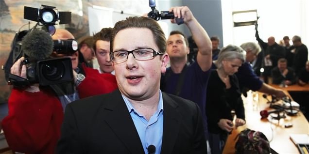 Simon Emil til ledig frisør: Klip dit hår