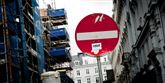 <span style='font-family: Arial; font-size: 15px; color: White;'>De ulovlige aktioner i Aarhus og København er startskuddet til en kampagne mod Pihl &amp; Søn, der ifølge netværket vil vare efteråret ud.</span> <span style='font-family: Arial; font-weight: normal; font-size: 15px; color: #999999;'>Foto: Søren Elkrog Friis</span>