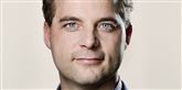 <span style='font-family: Arial; font-size: 15px; color: White;'>Uddannelsesminister Morten Østergaard (R) har netop oplevet glæden at blive far igen. Hans børn får som Thornings 31.186 kroner årligt.</span> <span style='font-family: Arial; font-weight: normal; font-size: 15px; color: #999999;'>Foto: Folketinget</span>
