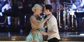<span style='font-family: Arial; font-size: 15px; color: White;'>Jeanette Ottesen og Marc Christensen endte på en samlet 2. plads, da dommernes stemmer var talt sammen, men det var ikke nok. Seerne stemte parret ud af dysten.</span> <span style='font-family: Arial; font-weight: normal; font-size: 15px; color: #999999;'>Foto: Mogens Flindt / POLFOTO</span>