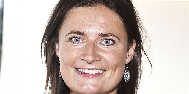 Tv-vært jubler: Jeg skal giftes!