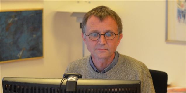 Bondo var til fødselsdag i stedet for debat
