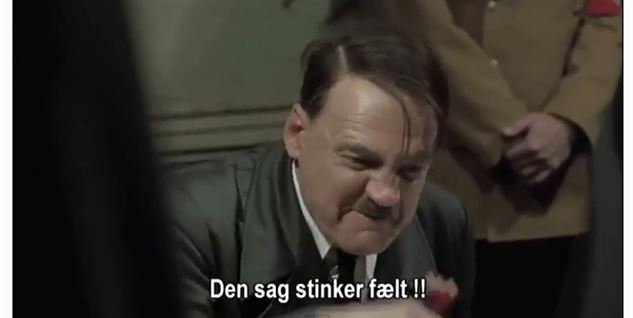 Se Hitler-lærer gå amok på regeringen