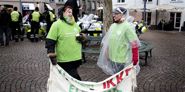 Milliongave på vej til lockoutede lærere