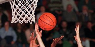 - Det var ikke min plan at stå frem som den første homoseksuelle atlet spillende i en amerikansk holdsport. Men nu hvor jeg er, så er jeg glad for at kunne starte debatten, siger Jason Collins til Sports Illustrated.