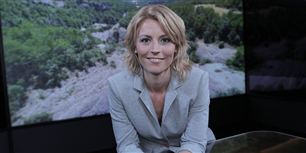 Maria Yde har været i gang på danskernes tv-skærme i over ti år. Her er hun vært på Aftentour 2010 på DR.