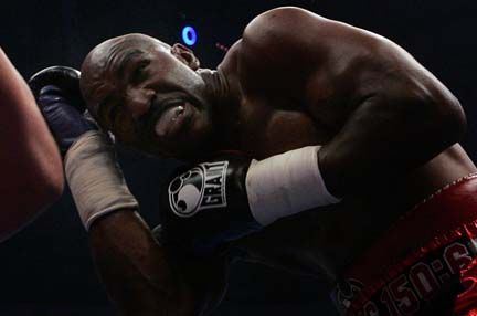 Holyfield vil have revance