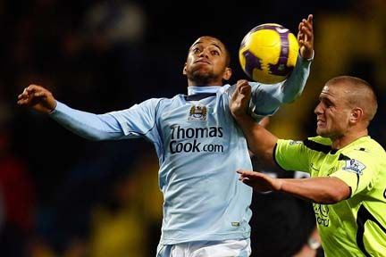 Kæmpe bøde til Robinho