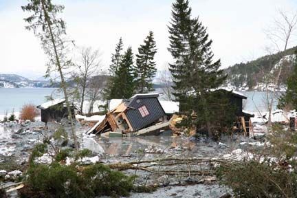 Mange savnet efter jordskred i Norge