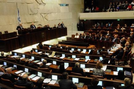 Netanyahu har præsenteret ministre