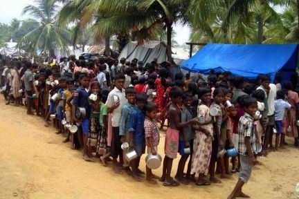 Tusindvis på flugt i Sri Lanka