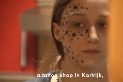 Løj om 56 tattoo-stjerner i ansigtet