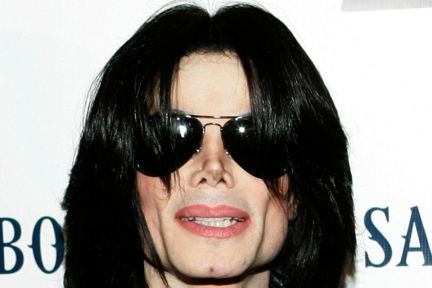 Michael Jackson uden næse i lighus