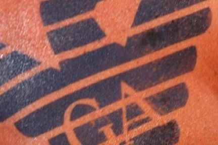 Tre kendte får støtte-tatoveringer