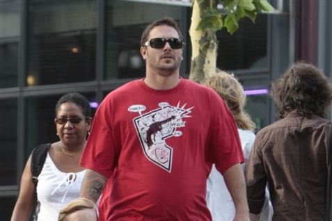 Fede Federline smider overflødige kilo