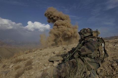 Dansk soldat hårdt såret af bombe